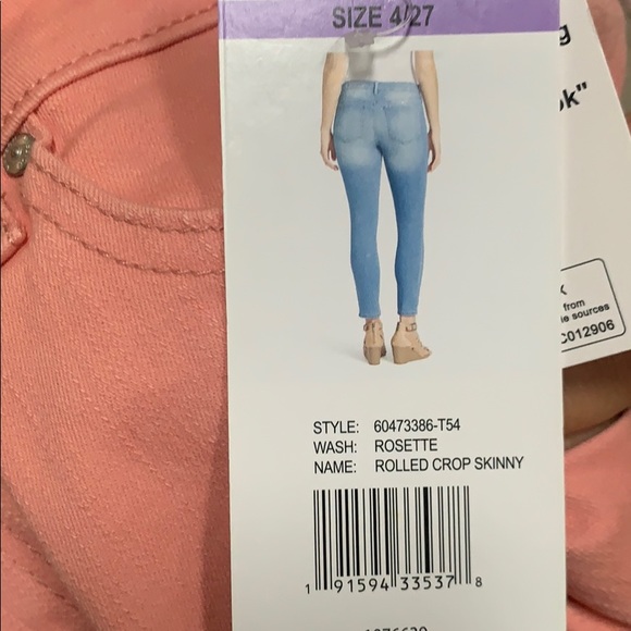 CLEARANCE! NWT Jessica Simpson Rosette Skinny Jean - Picture 8 of 8